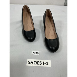 Womans Excellent Condition My Soft Slip On Pumps 11 Black Block Heel Round Toe